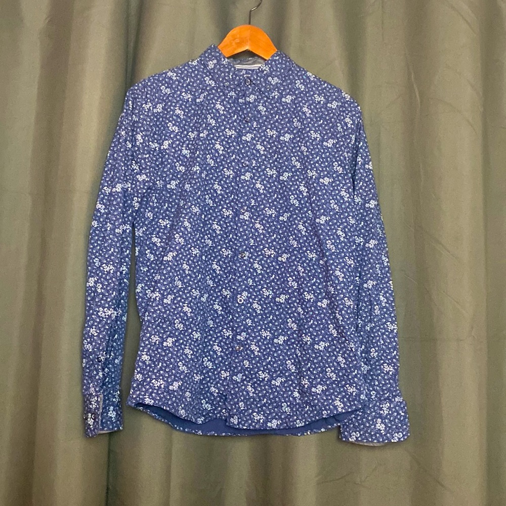 Navy blue with white detail shirt size medium